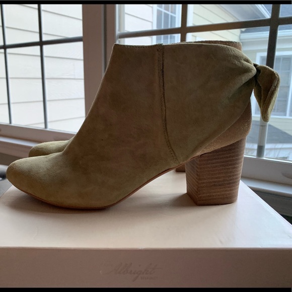 Miss Albright Karine Bootie with Bow - Picture 3 of 8